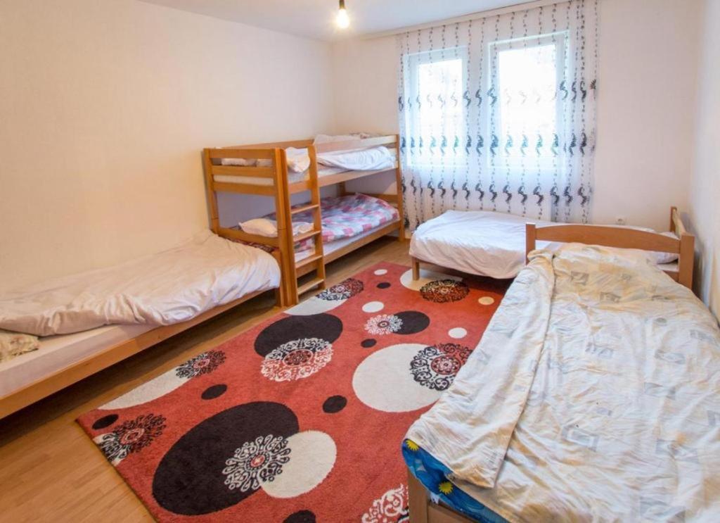 Dedushi Guesthouse &Wood Cabins-Camping Place Gusinje ภายนอก รูปภาพ