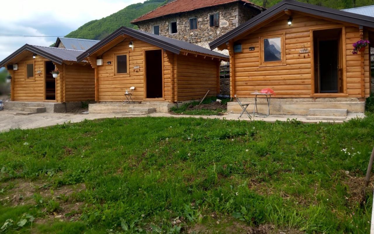 Dedushi Guesthouse &Wood Cabins-Camping Place Gusinje ภายนอก รูปภาพ